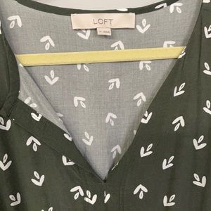 Loft dress with elastic waist and tie belt